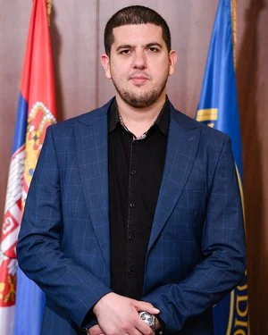 Adžlan Kurtanović