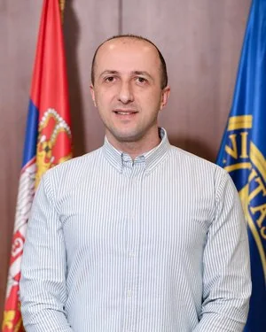 Elvis Mahmutović