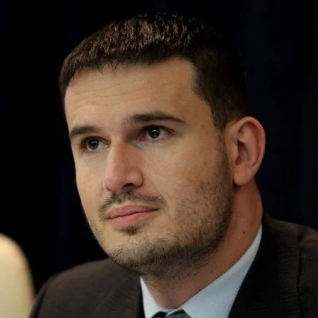 Nikola Altiparmakov